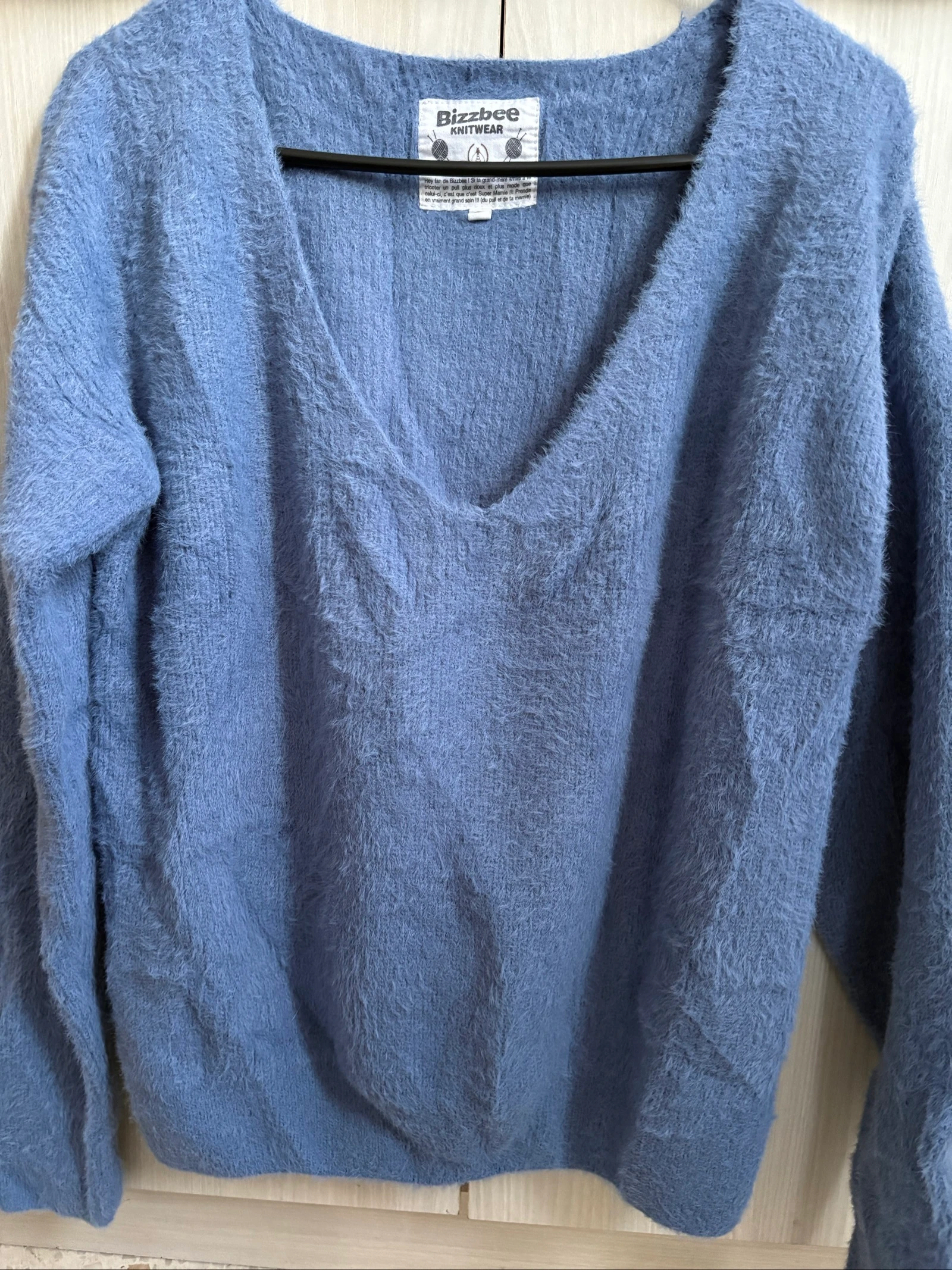 Pull femme taille S bleu clair BizzBee